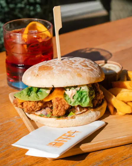 Verse kipburger bij Bakkum Bites
